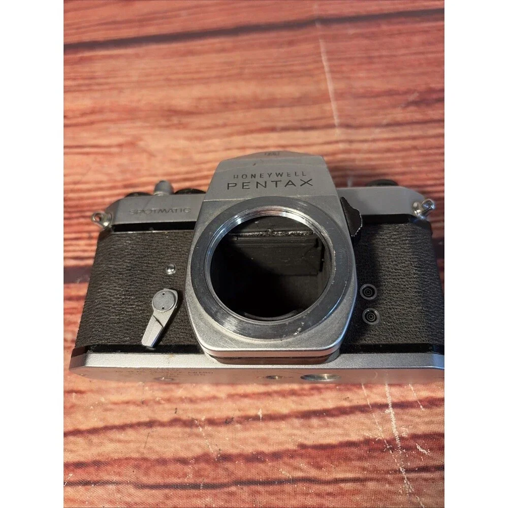 Honeywell Pentax Spotmatic 35mm SLR Camera Body ONLY - Parts/Repair